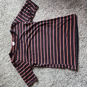 Lularoe Gigi black striped XL